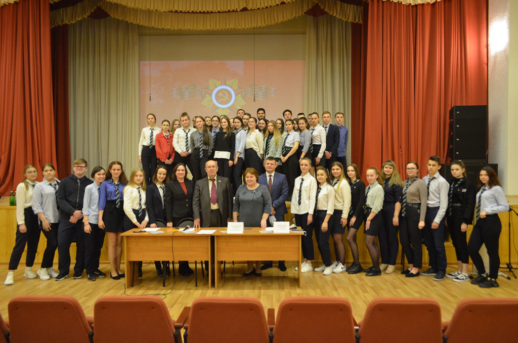 Визит ректора Игоря Эдуардовича Есауленко в г. Бутурлиновка Воронежской области