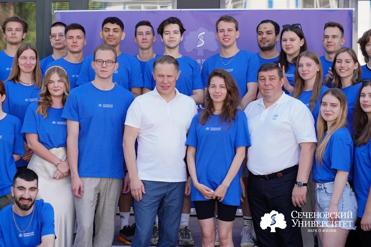 «Вы формируете установки для всего медицинского сообщества»: Сеченовский Университет открыл в санатории «Звенигород» Международный студенческий спортивный лагерь