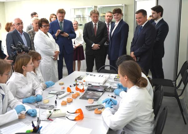 Министр здравоохранения РФ Михаил Мурашко посетил Северный государственный медицинский университет