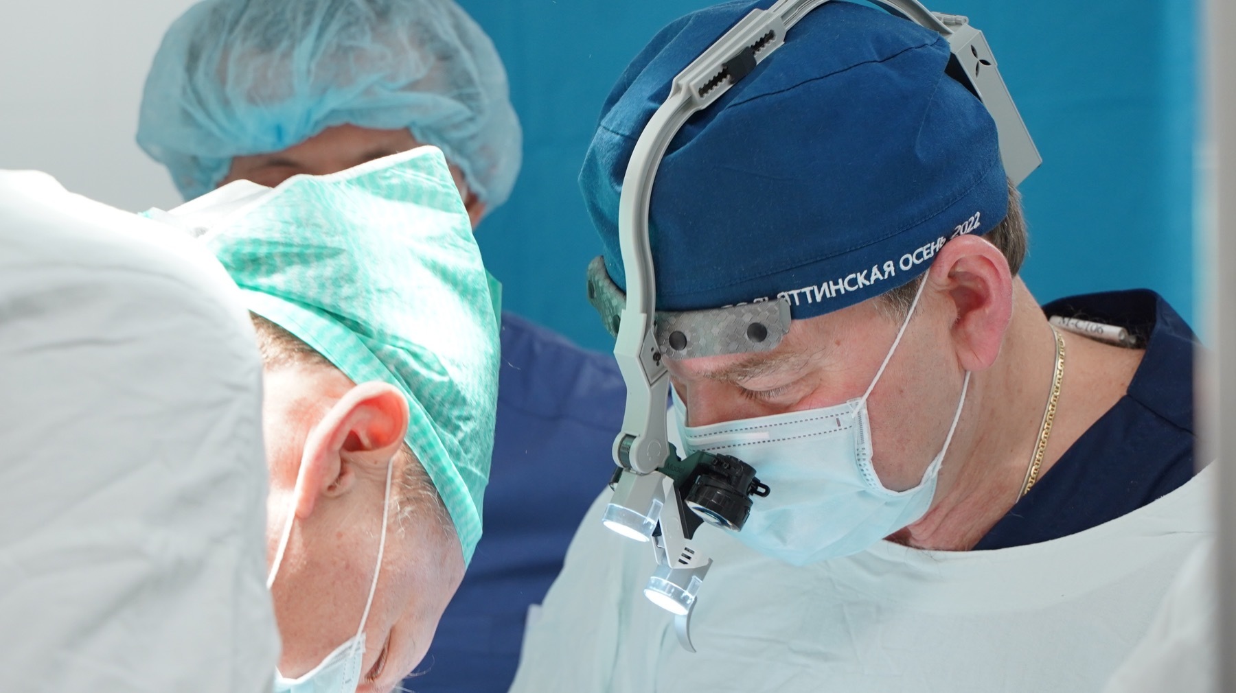 Врачи Клиник СамГМУ провели серию сложных операций по удалению гигантских зобов