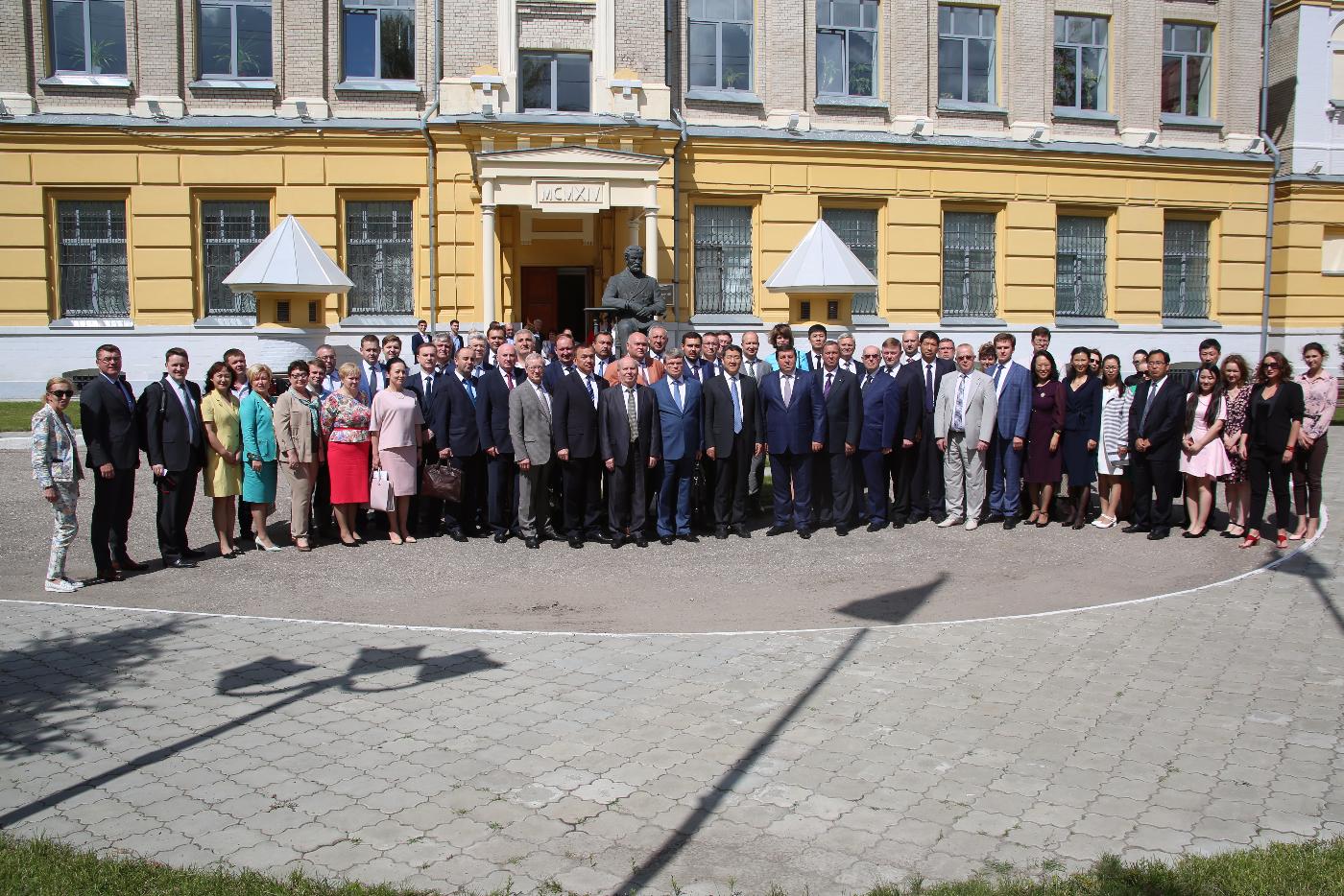 Совет ректоров: нормативы финансирования медвузов  необходимо увеличить