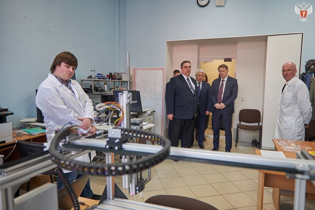 Министр здравоохранения РФ Михаил Мурашко посетил Санкт-Петербургский химико-фармацевтический университет Минздрава России