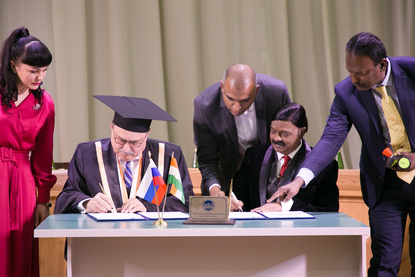 Курский медуниверситет отметил  88-летие