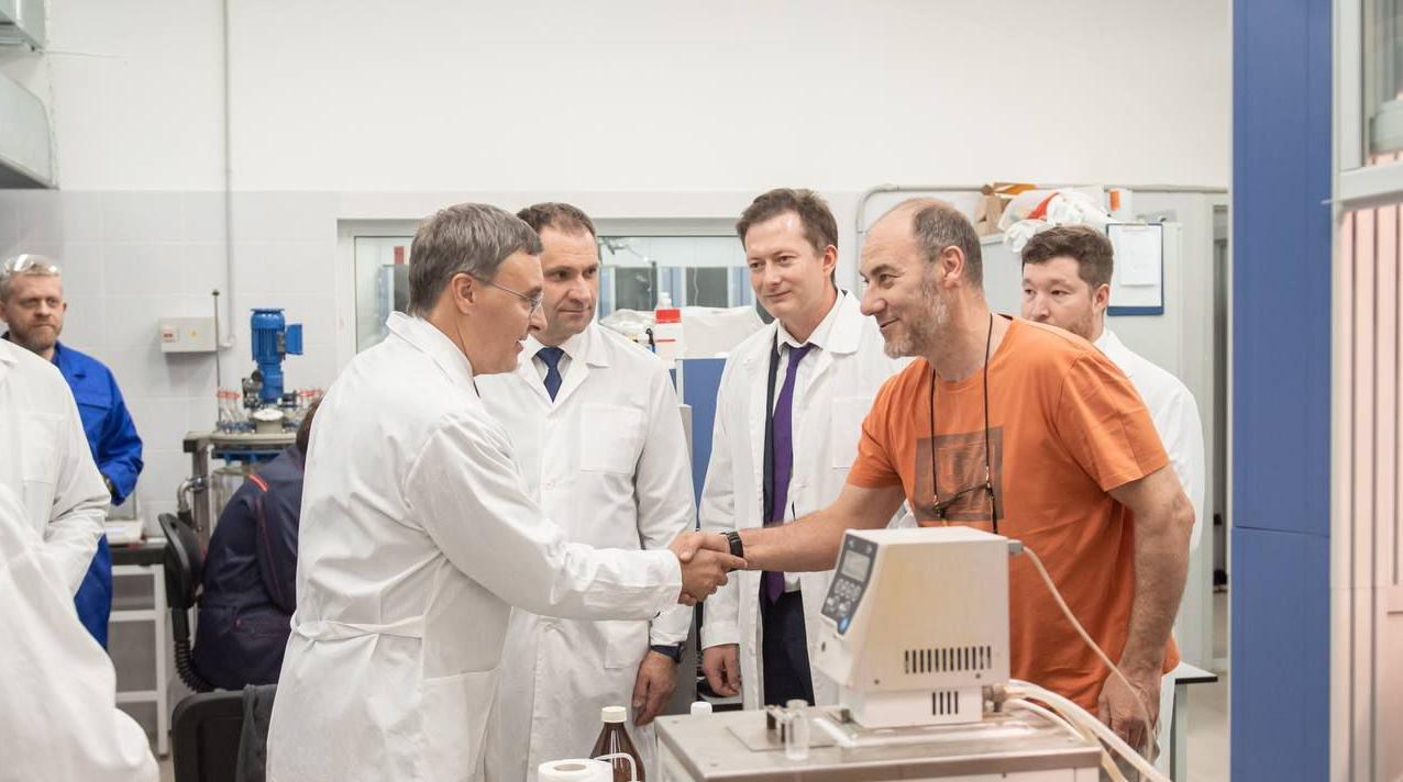 Валерий Фальков ознакомился в Екатеринбурге с работой двух инновационных центров УрФУ